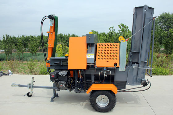 30 トン 18HP ガソリン デイゼル ログ 森林のための木材分割機 2300x1250x1750mm